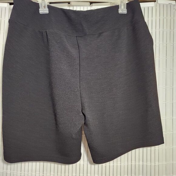 Emery Rose Shorts For Women Size 1XL Color Black Stretch With zippers Details B9 - Picture 2 of 11